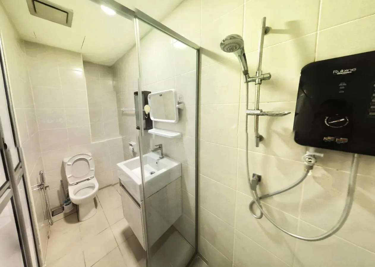 Suria Jelutong Studio By Beestay Shah Alam