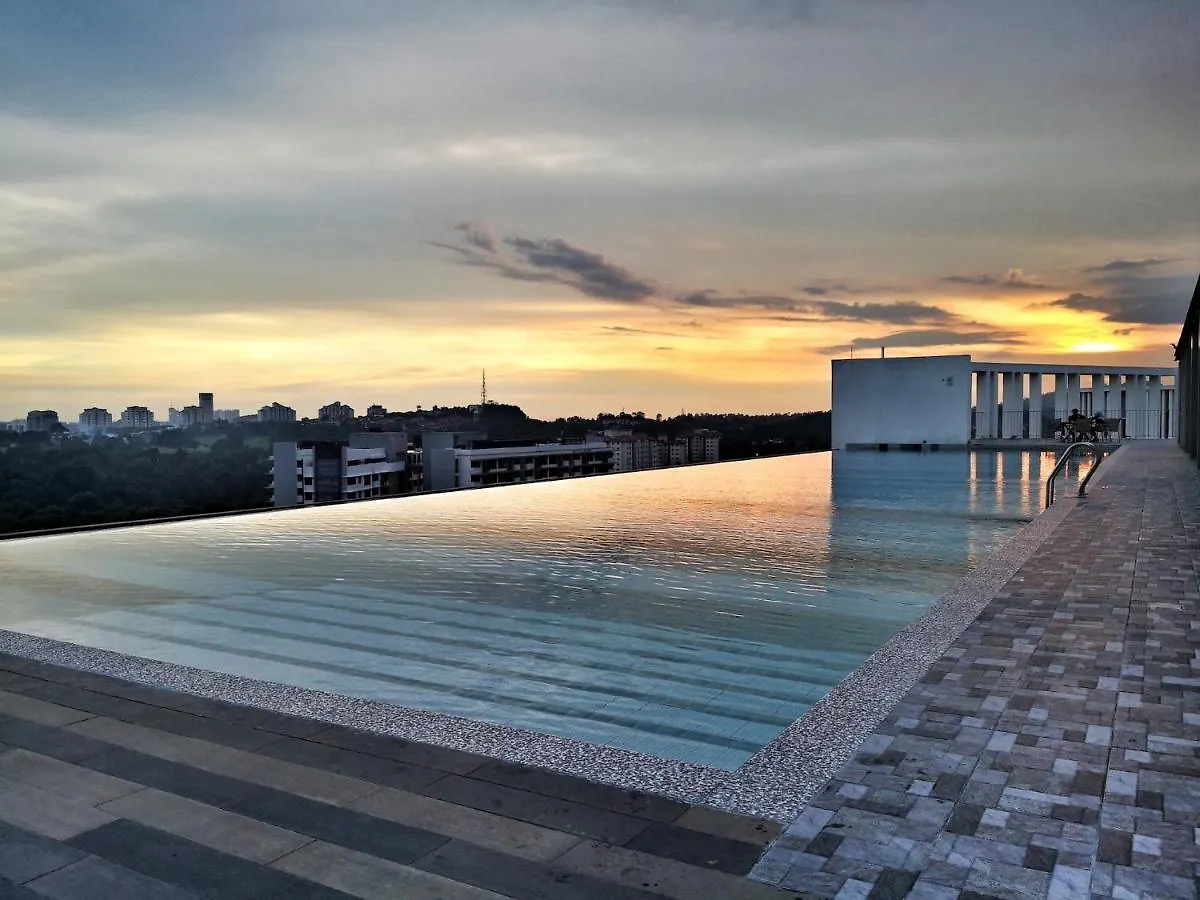 Suria Jelutong Studio By Beestay Shah Alam